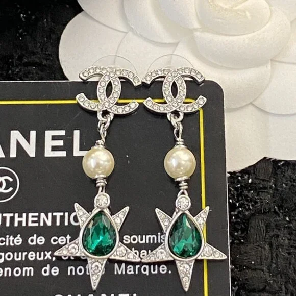Chanel earrings - Picture 1 of 4